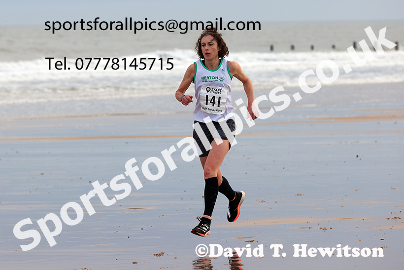 The 2024 Blyth Beach Run, Northumberland.   Photo: David T. Hewitson/Sports for All Pics